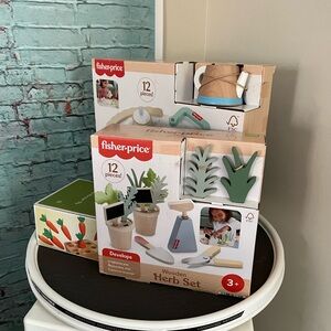 Fisher-Price Wooden Herb Play Set with Green and Gray
